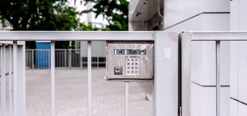 Gate Locks For Metal Gates in West Modesto, California