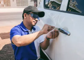 Car Locksmith in West Modesto, CA